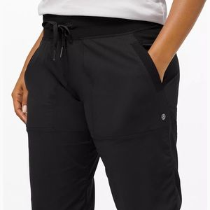 Lululemon Athletic Dance Studio / Yoga Pant